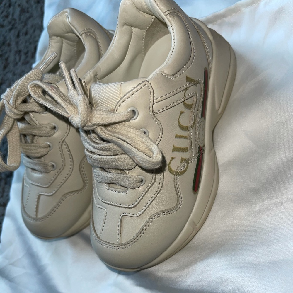 Toddler Gucci shoes size (22)my baby wore once